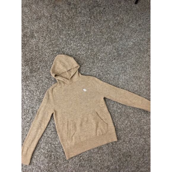 Abercrombie and Fitch beige cozy pullover sweater - Picture 2 of 10